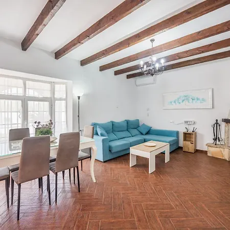 Casa Familiar La Lobita 1