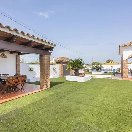 Casa Familiar La Lobita 1 *