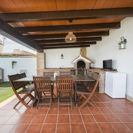 Casa Familiar La Lobita 1