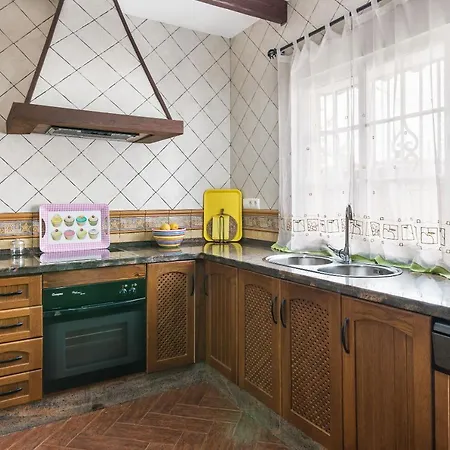 Casa Familiar La Lobita 1