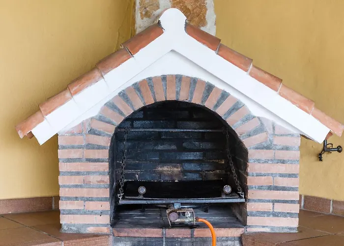 Дом отдыха Casa Familiar La Lobita 1 *