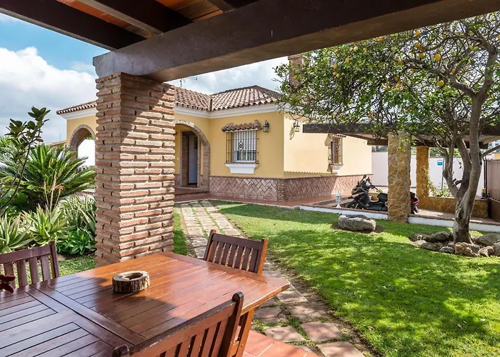 Casa Familiar La Lobita 1 *