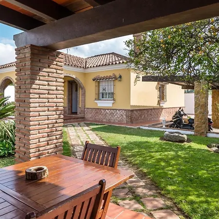 Casa Familiar La Lobita 1 *